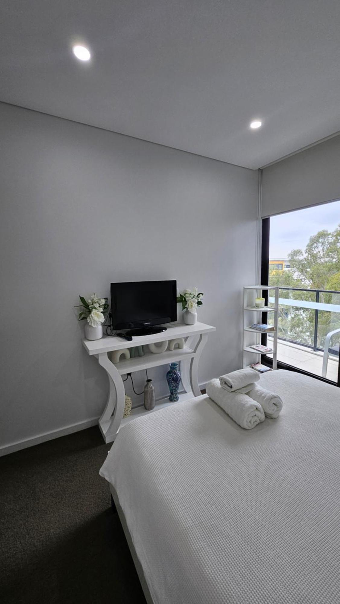 Rouse Hills Towncentre Luxury Accommodation Kellyville 外观 照片