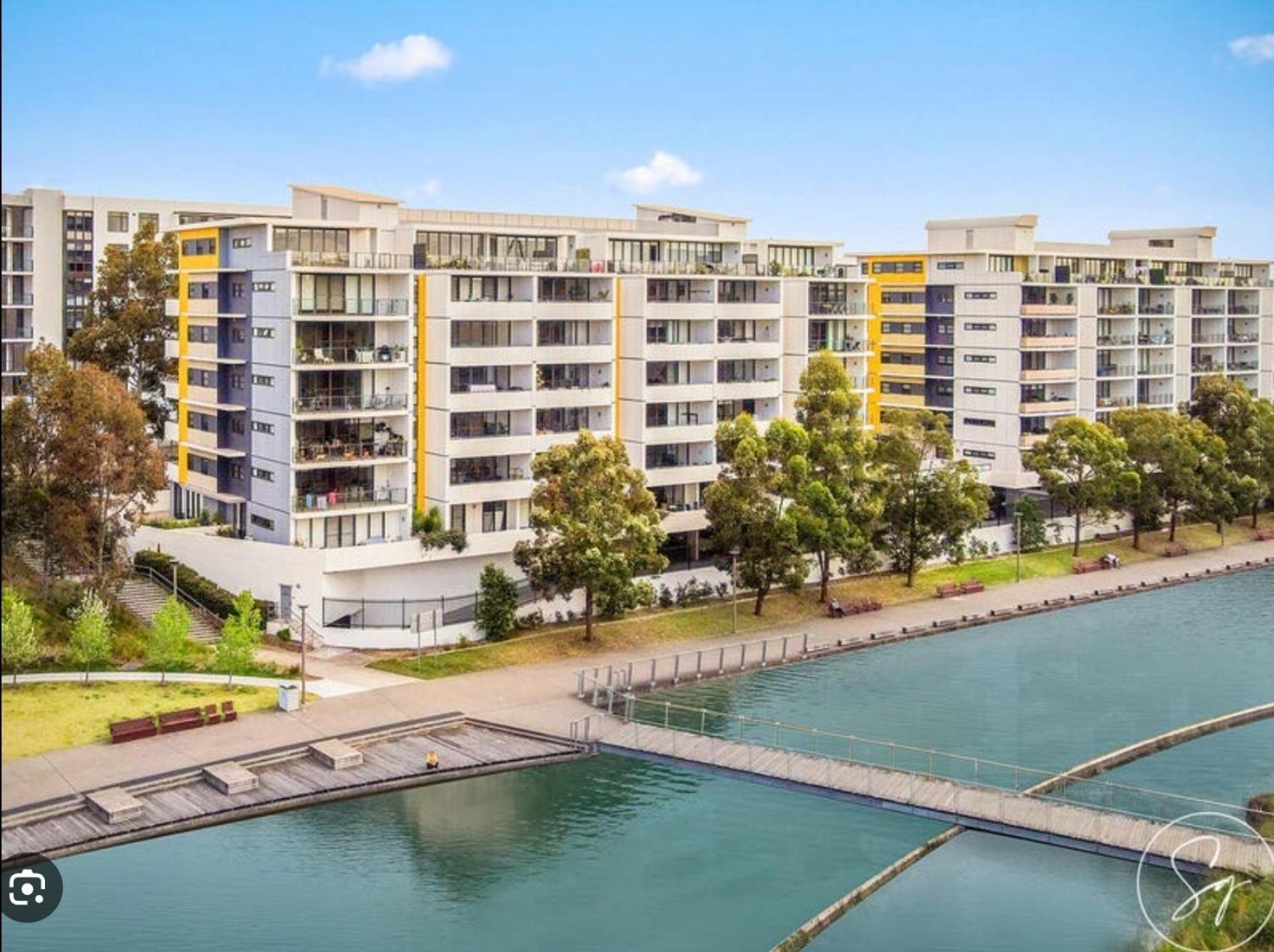 Rouse Hills Towncentre Luxury Accommodation Kellyville 外观 照片